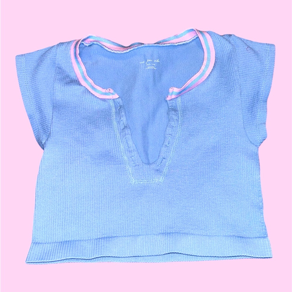 Urban Outfitters Women’s Crop Top - sz XS